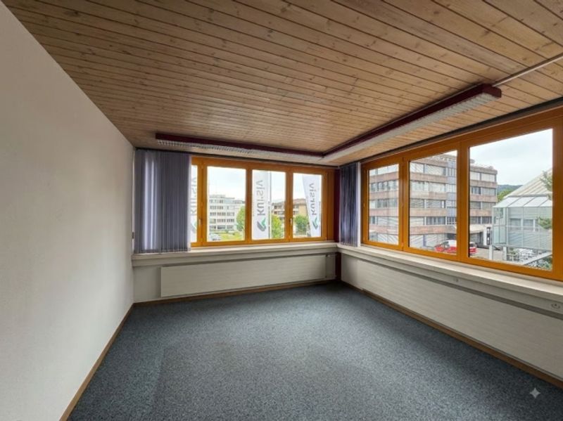 366 m² - Moderne Bürofläche - hell, flexibel & top angebunden in Münsingen - 2