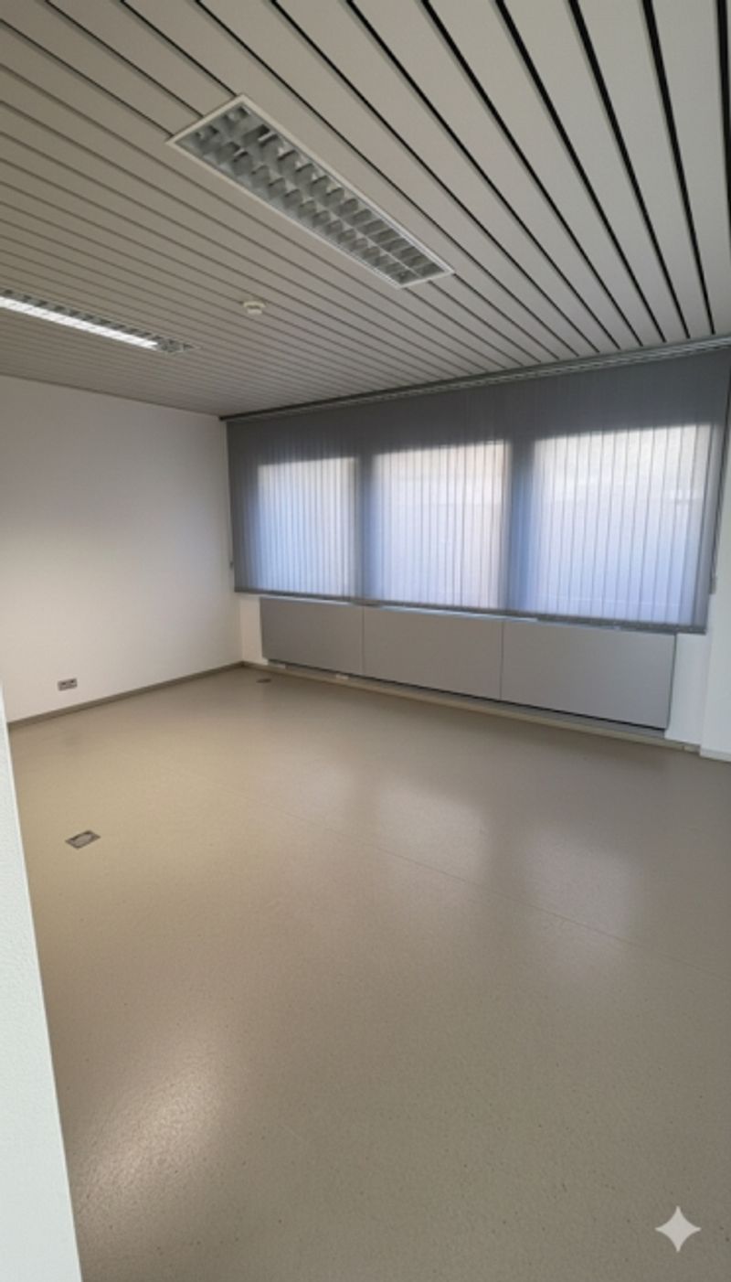 LOCARNO/MURALTO – 73 m² Praxis-/Gewerbefläche am Bahnhof - 8