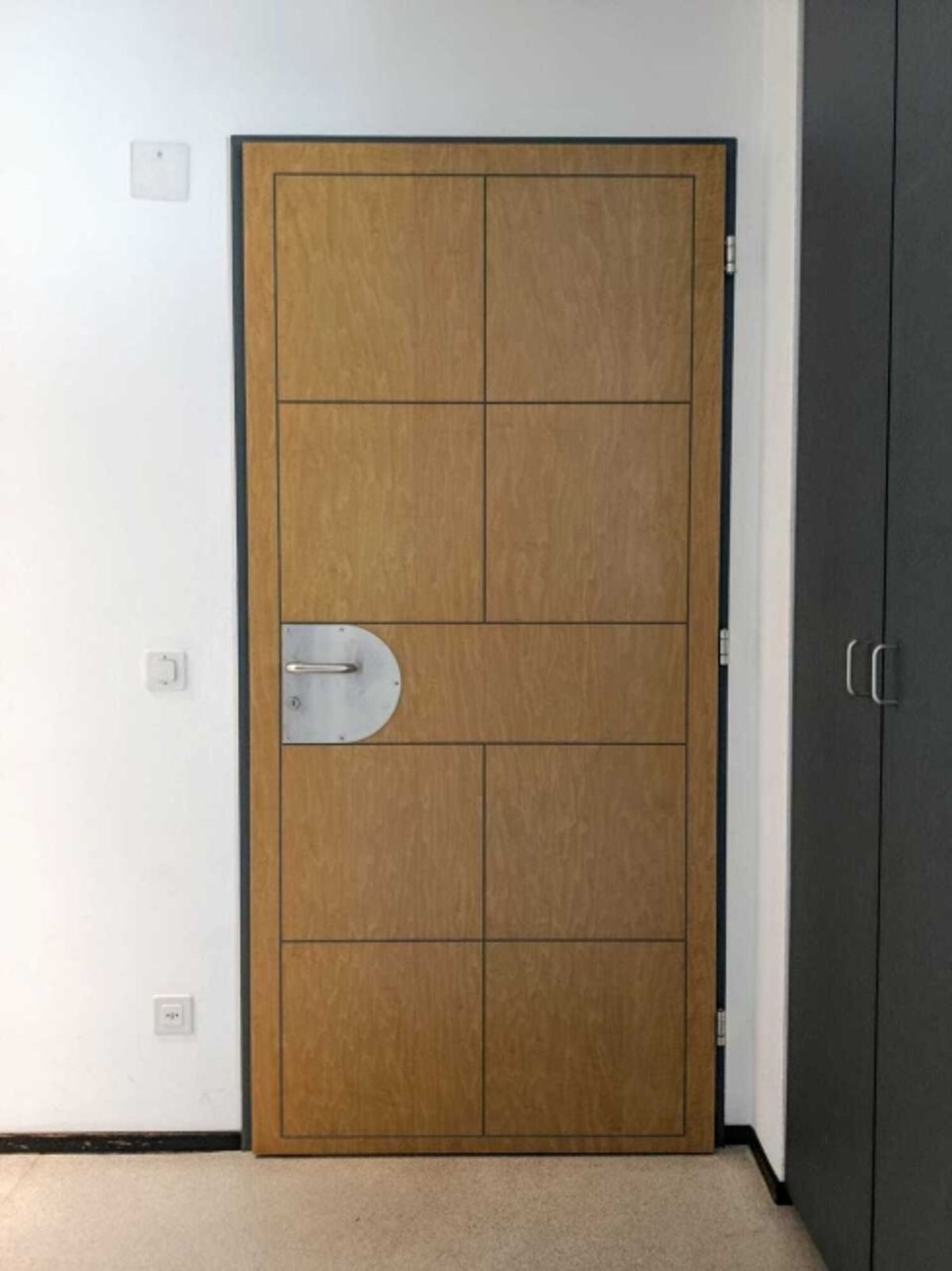 LOCARNO/MURALTO – 73 m² Praxis-/Gewerbefläche am Bahnhof - 12