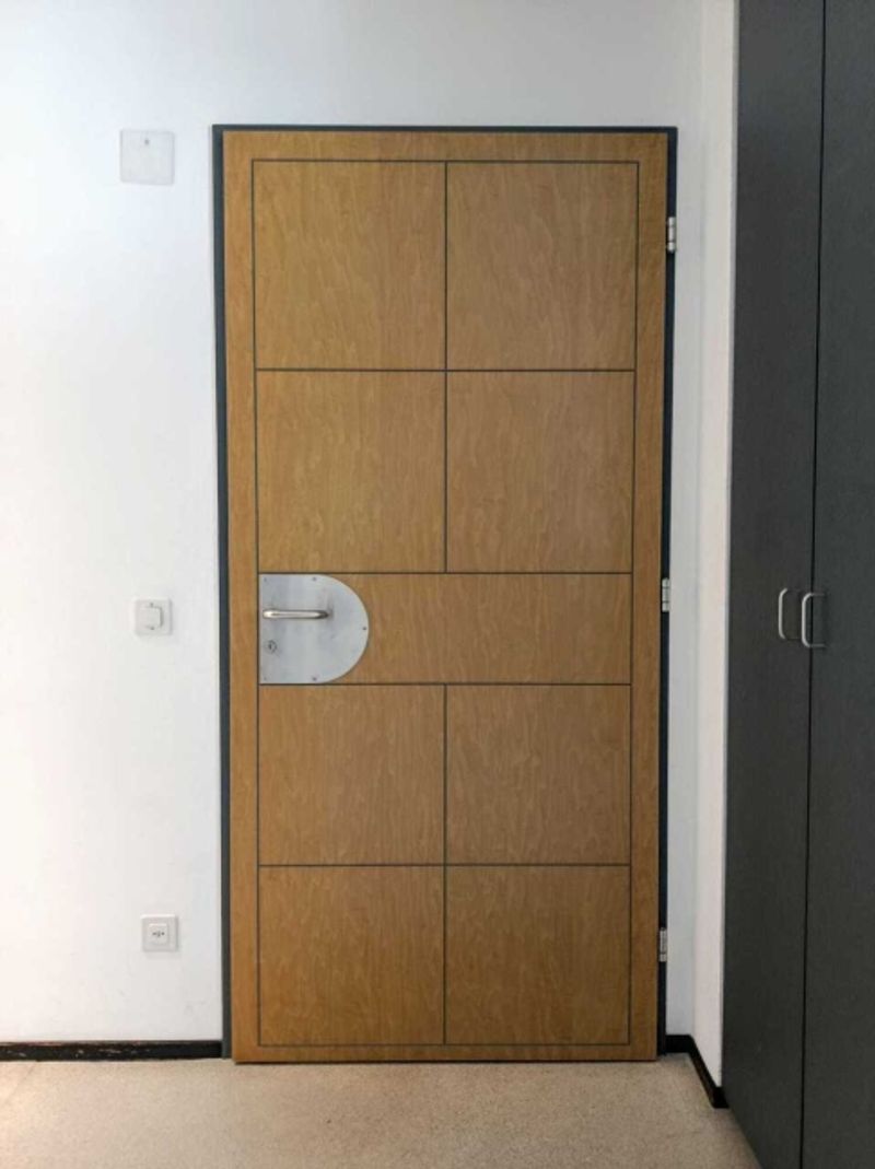 LOCARNO/MURALTO – 73 m² Praxis-/Gewerbefläche am Bahnhof - 13