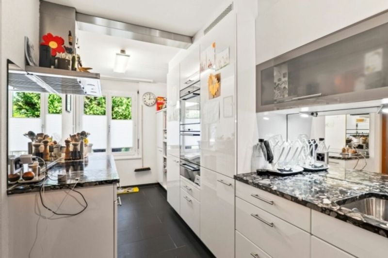 Haus mit grossem Umschwung zentral gelegen - 8