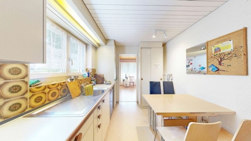 Familienwohntraum mit grossem Garten in Huttwil - 9