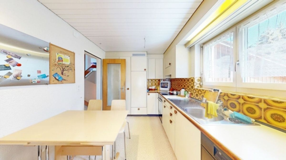 Familienwohntraum mit grossem Garten in Huttwil - 9