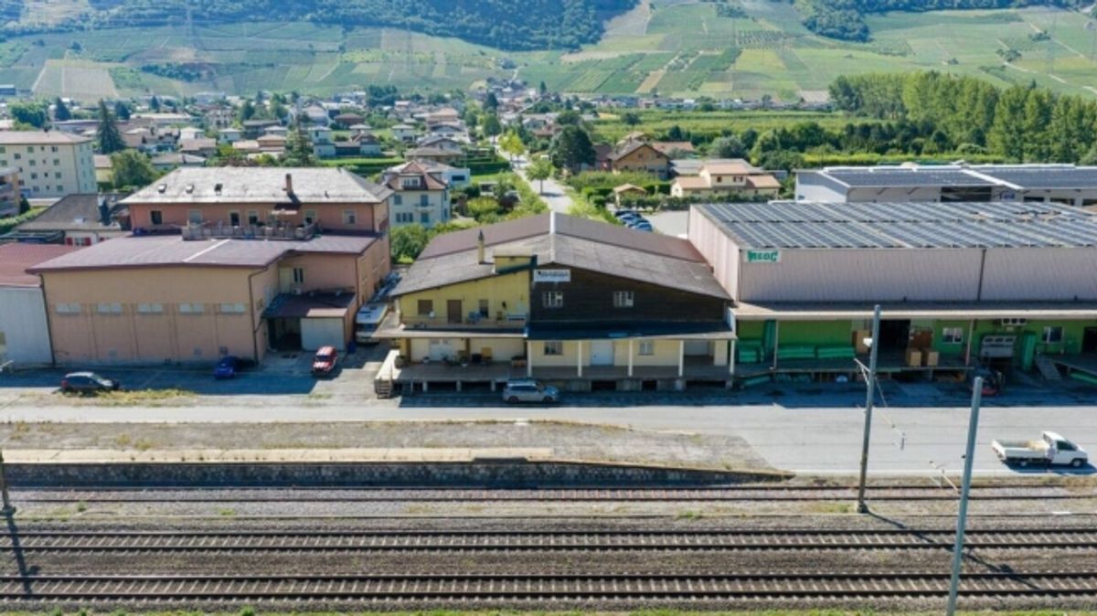 Geschäftshalle zum Verkauf - 12