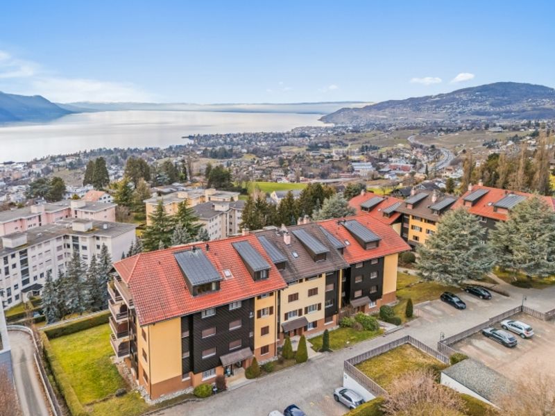 Einzigartige, geräumige Wohnungsmöglichkeit in einer ruhigen Lage mit Seeblick - 15