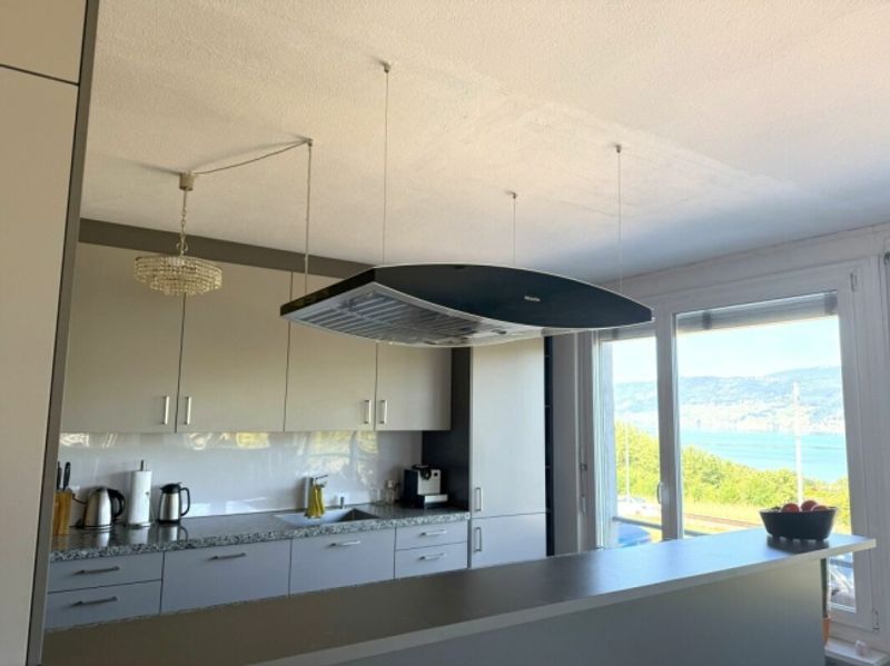 unverbaubare Sicht über weite Teile des Bielersees - 4