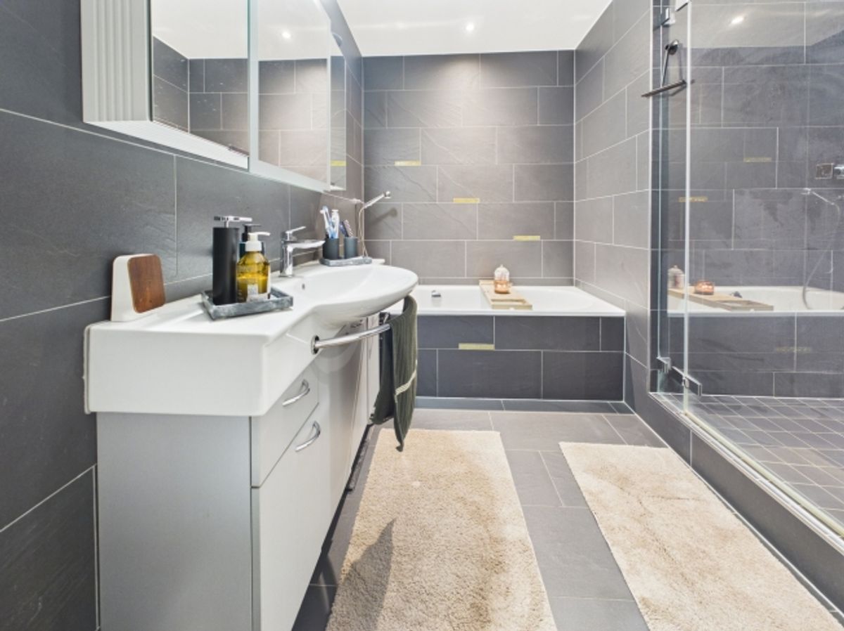 Moderne 3.5-Zimmer Gartenwohnung an top Lage - 6