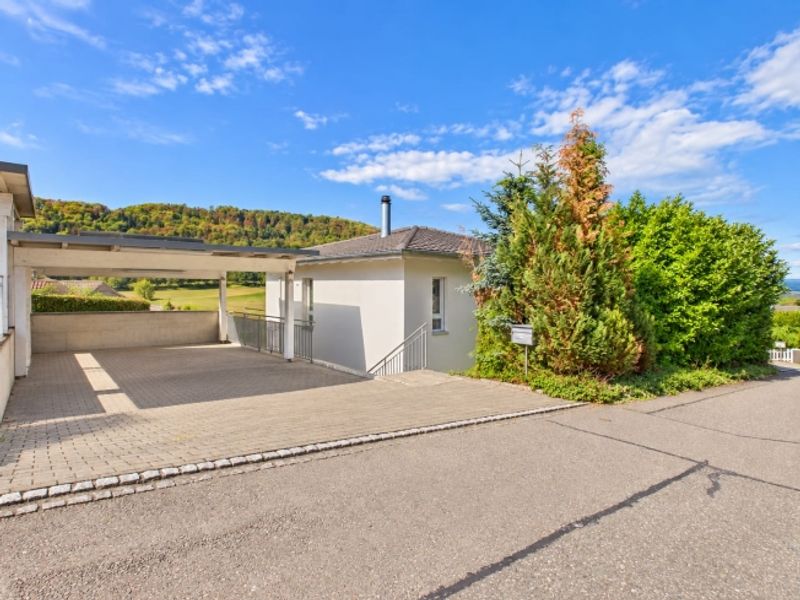 Einfamilienhaus mit beheiztem Pool und Wellnessoase - 11