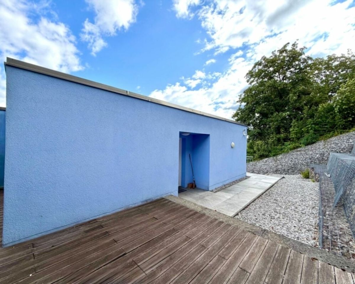 Neuwertige 4.5 Zimmer Attika-Wohnung - 11