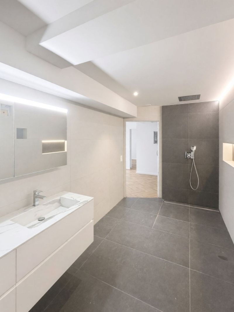 Im Herzen von Fribourg! 
Prächtige 2,5-Zimmer-Wohnung mit zwei Balkonen - 8