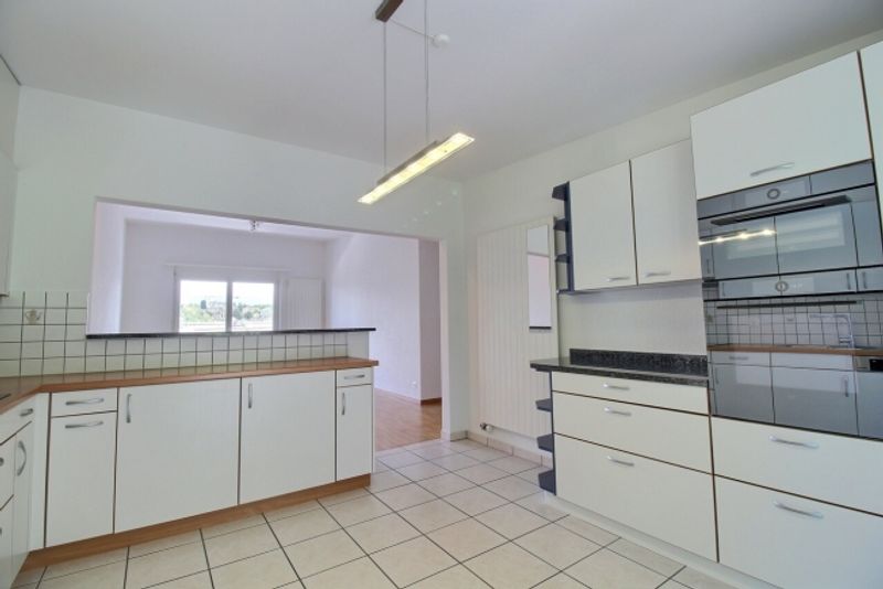 Wunderschönes Penthouse mit 4,5 Zimmern - 2