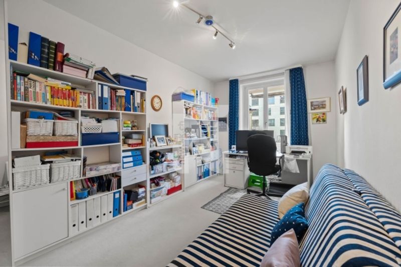 Grosszügiges Wohnen mit Balkon und Gemeinschaftsgarten in Basel - 7