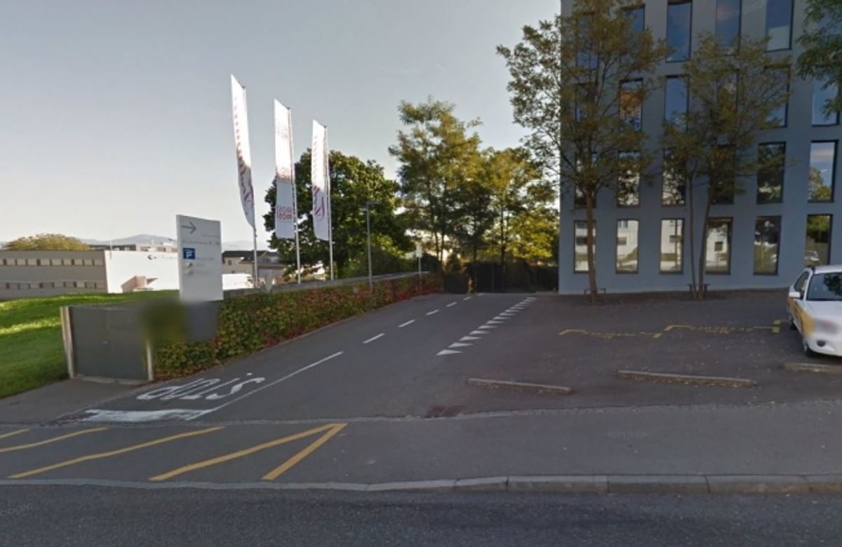 Doppeleinstellplatz an der Huobstrasse - 0