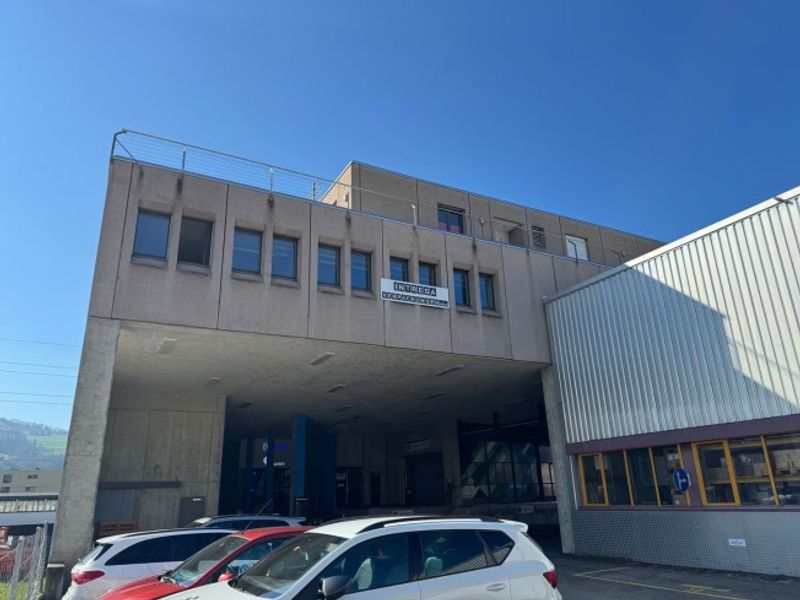 536 m² - Vielseitige Lagerfläche in Münsingen - 1