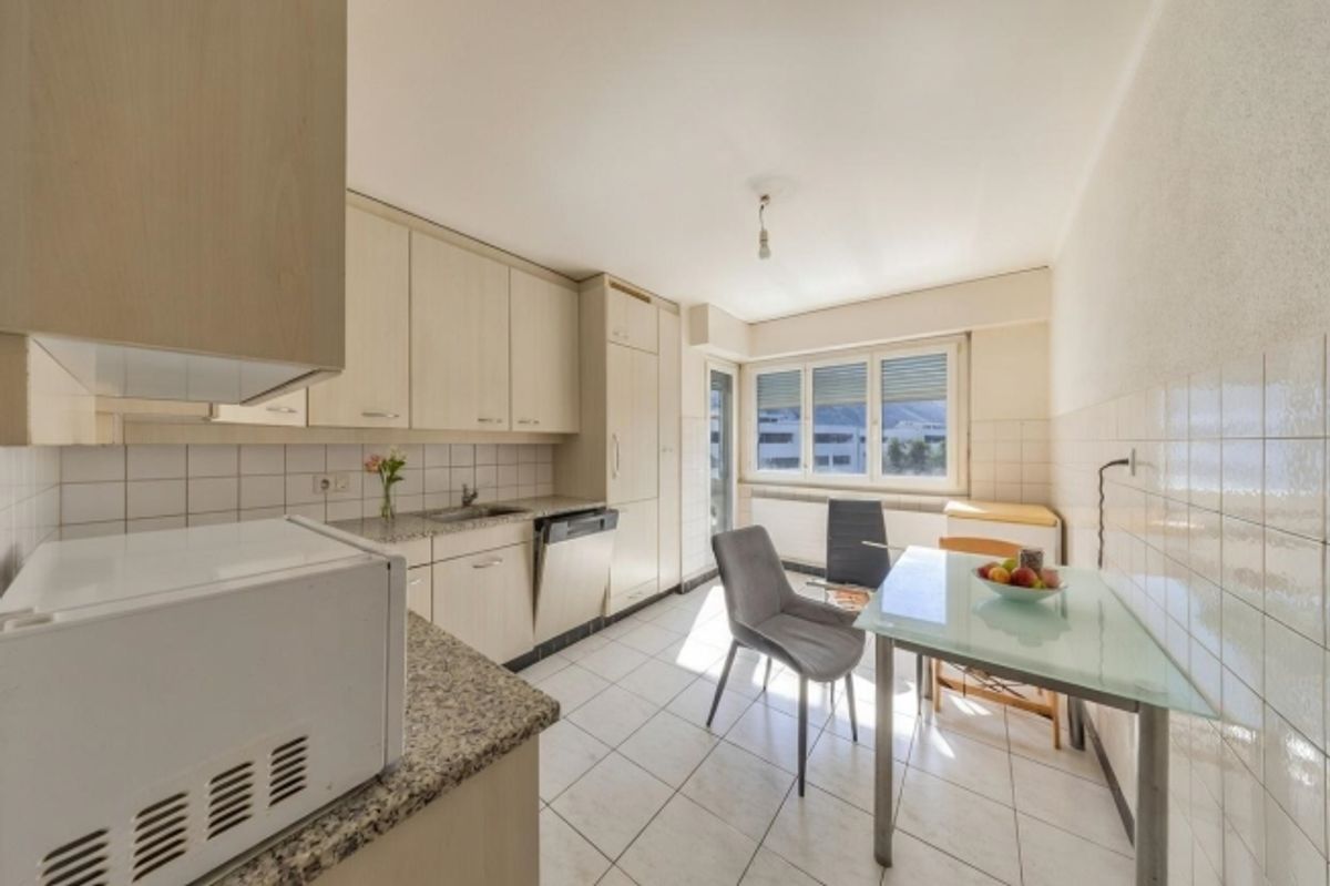 Grosszügige 4.5-Zimmer-Wohnung mit Balkon - 6