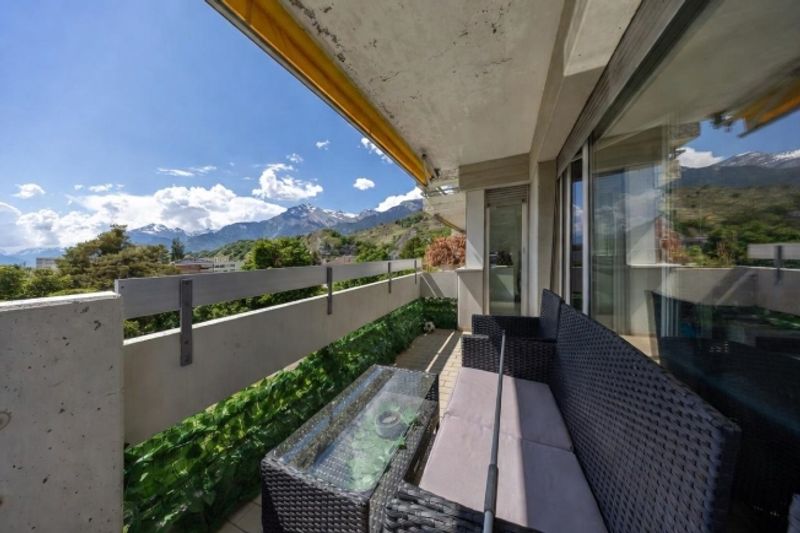 Grosszügige 4.5-Zimmer-Wohnung mit Balkon - 9