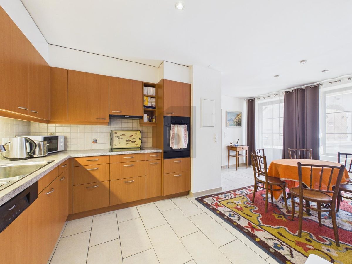 ÉLÉGANT LOGEMENT MEUBLÉ AU CHARME CONTEMPORAIN - 1