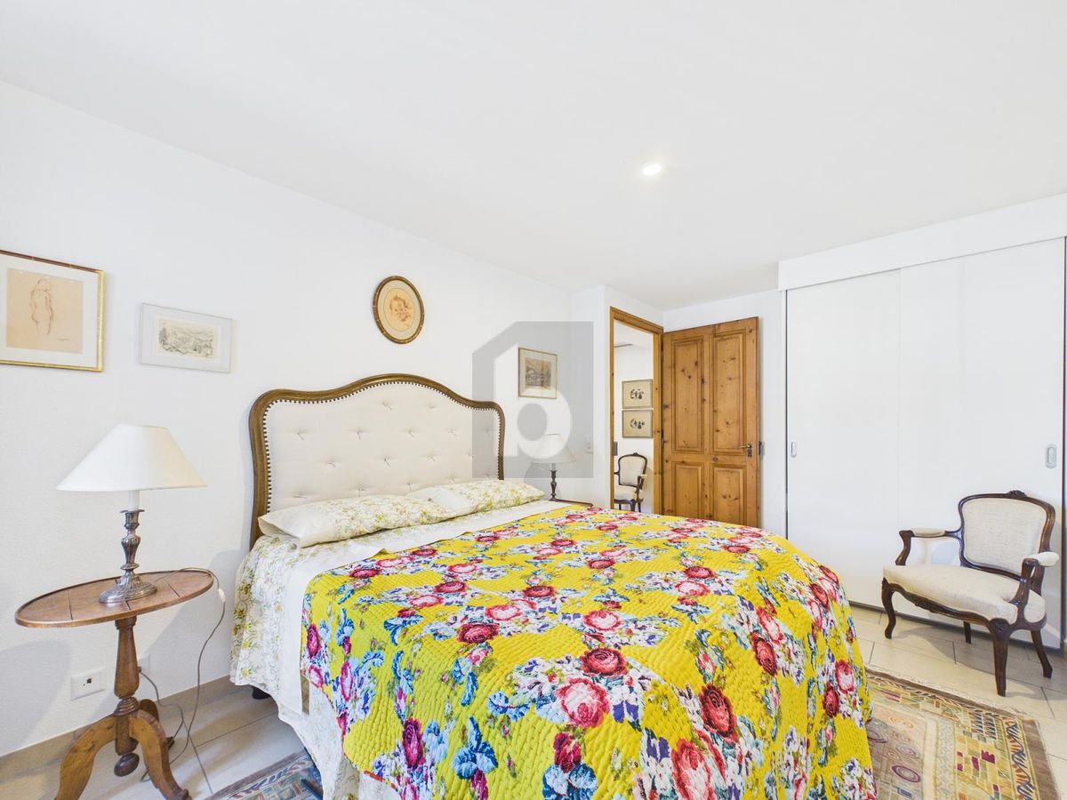 ÉLÉGANT LOGEMENT MEUBLÉ AU CHARME CONTEMPORAIN - 4