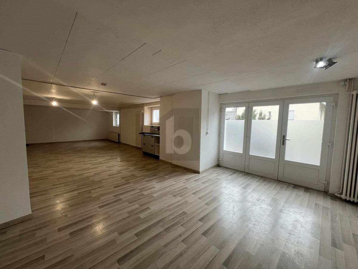 GROSSZÜGIG, FLEXIBEL MIT EIGENER GARAGE - 1