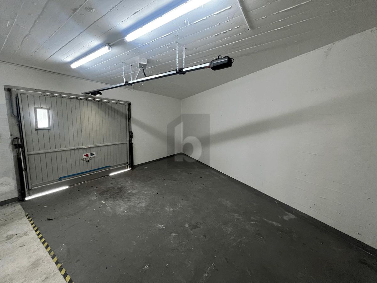 GROSSZÜGIG, FLEXIBEL MIT EIGENER GARAGE - 2