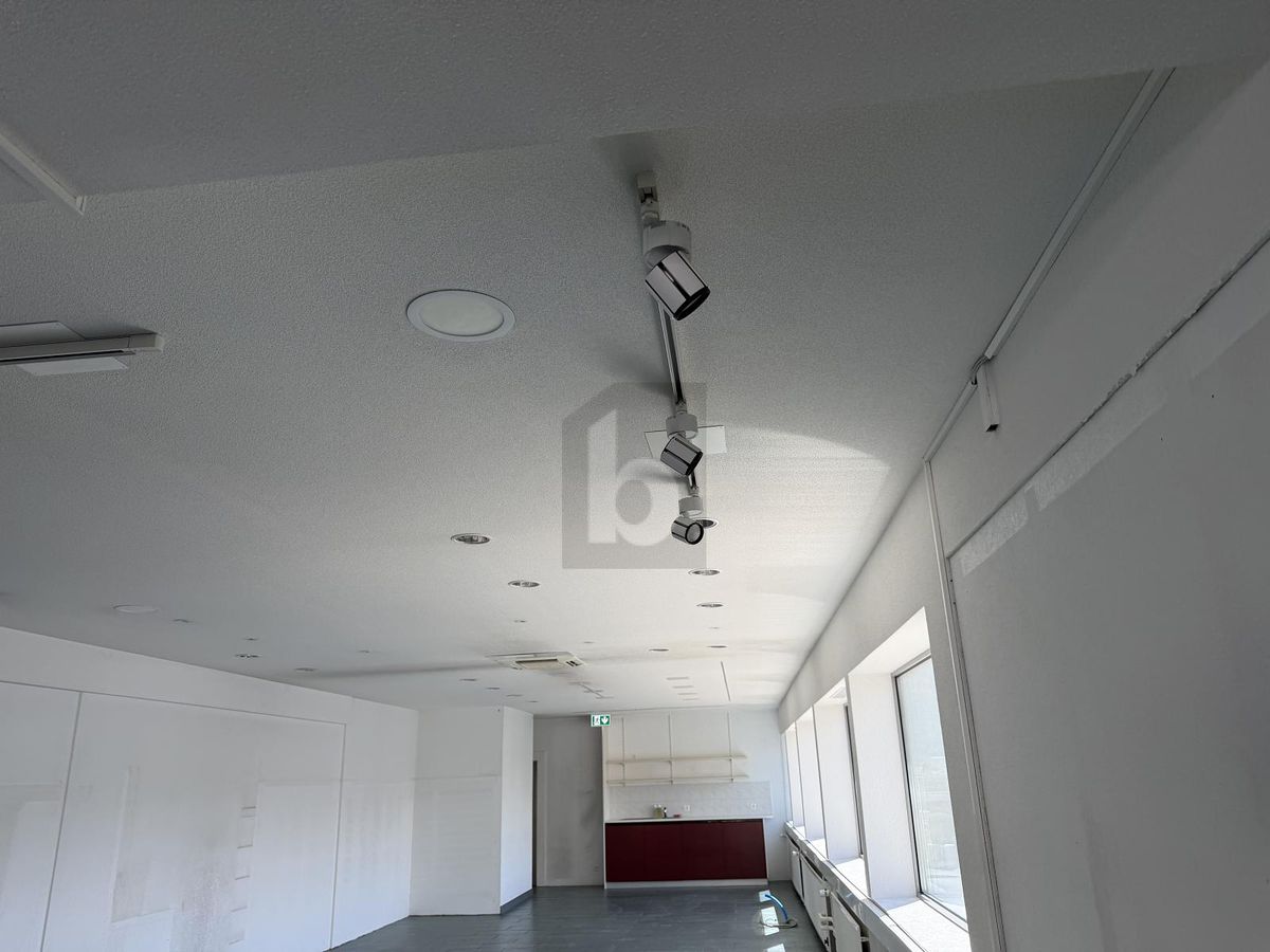 EMPLACEMENT STRATÉGIQUE ET ESPACES MODULABLES - 3