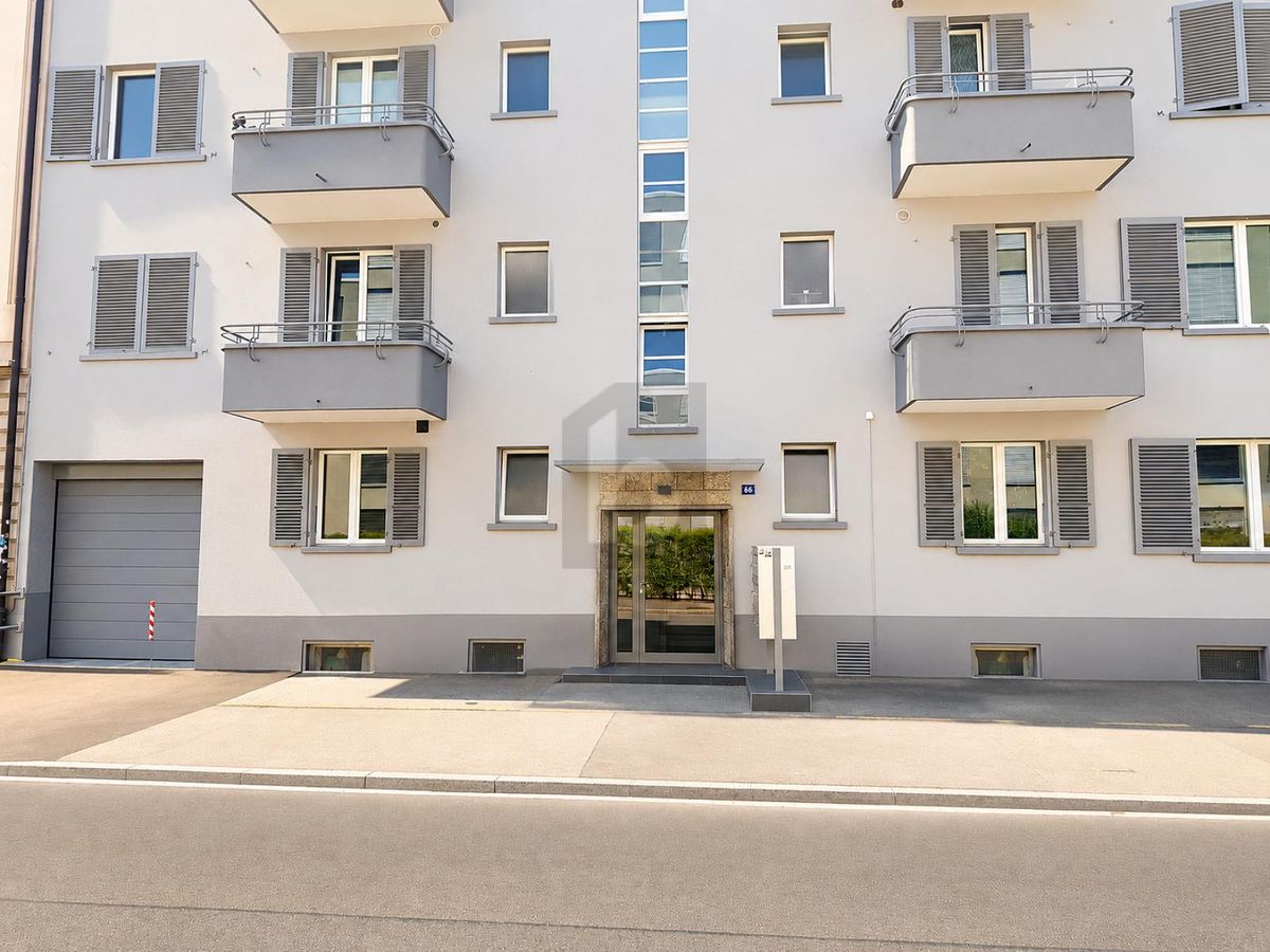 LUMINEUX AVEC TERRASSE ET JARDIN COMMUN - 0