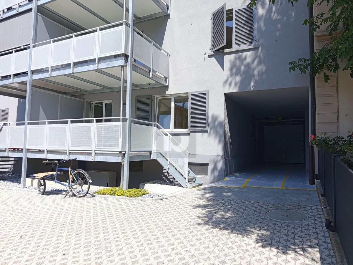 LUMINEUX AVEC TERRASSE ET JARDIN COMMUN - 4