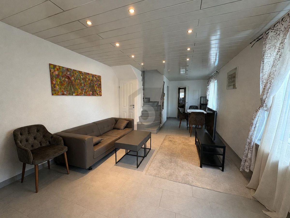 GROSSE TERRASSE AN RUHIGER LAGE - 1