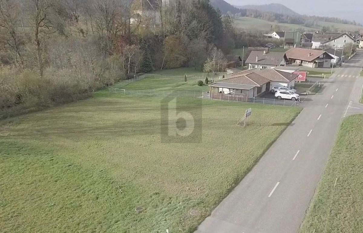 TERRAIN POUR NOUVELLE CONSTRUCTION - 1