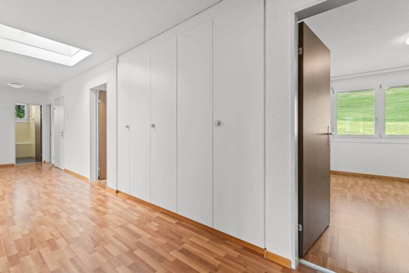 Grosszügige 5.5-Zimmer-Attikawohnung mit 72 m² Terrasse und Weitblick - 11