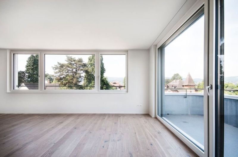 Grosszügige 3½-Zimmer-Maisonette mit Terrasse und Seesicht - 1