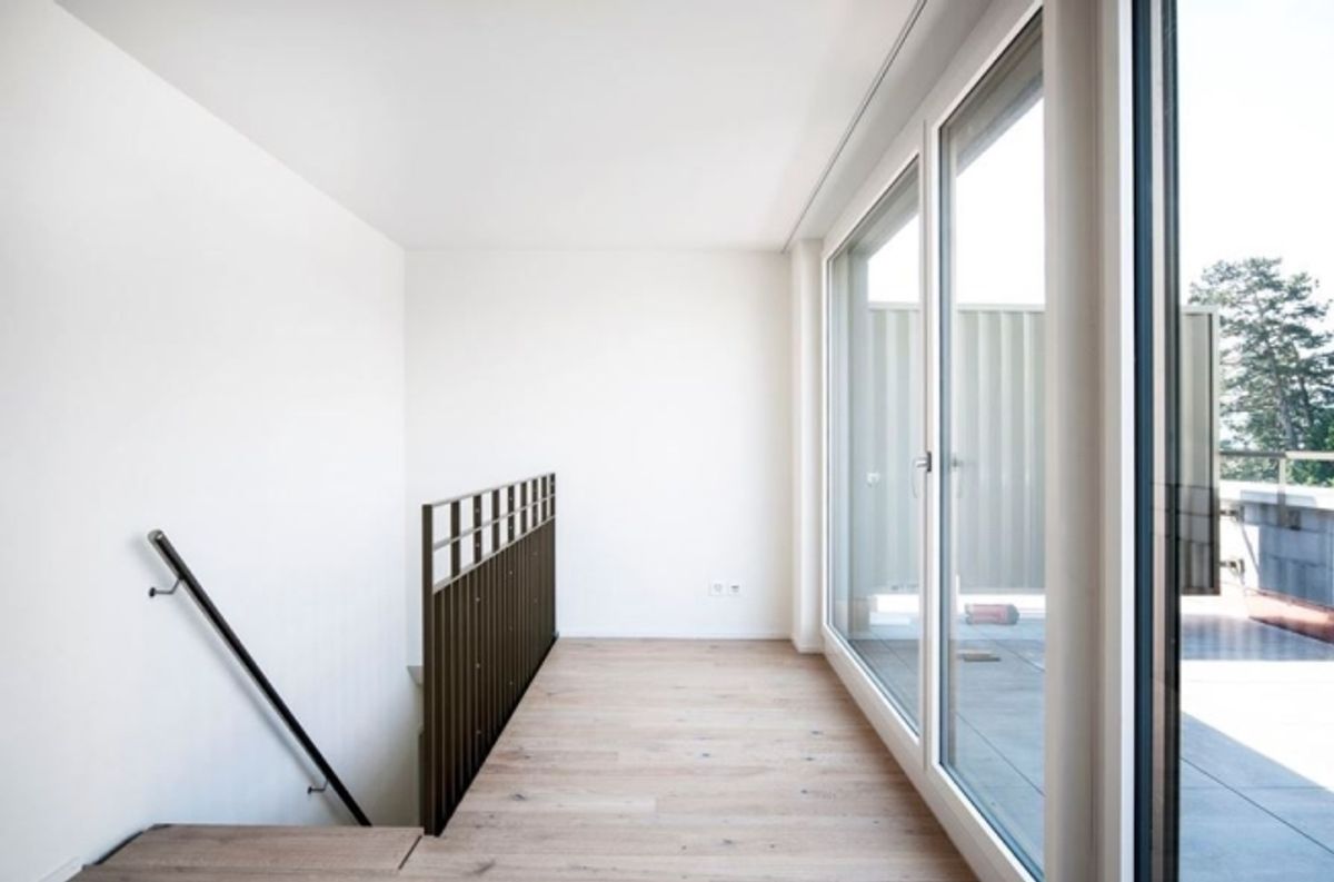Grosszügige 3½-Zimmer-Maisonette mit Terrasse und Seesicht - 1