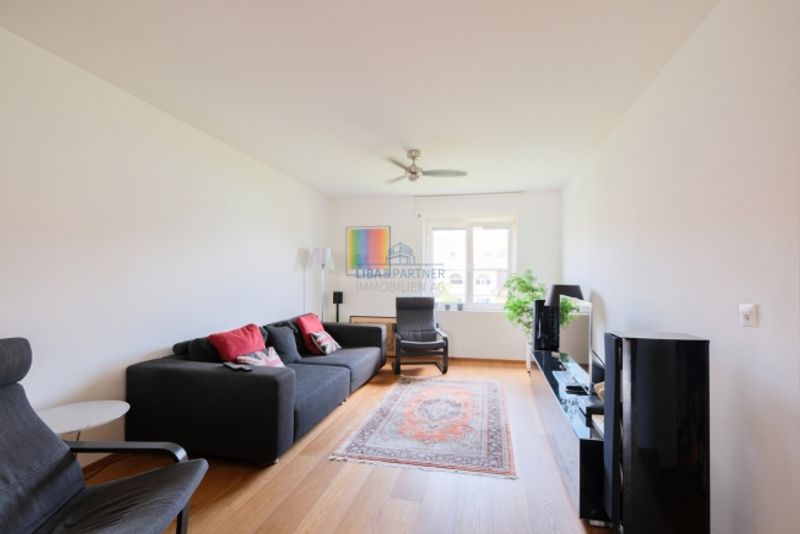 Wohnen mit Weitblick – Grosszügige Maisonette-Dachwohnung in Basel - 2