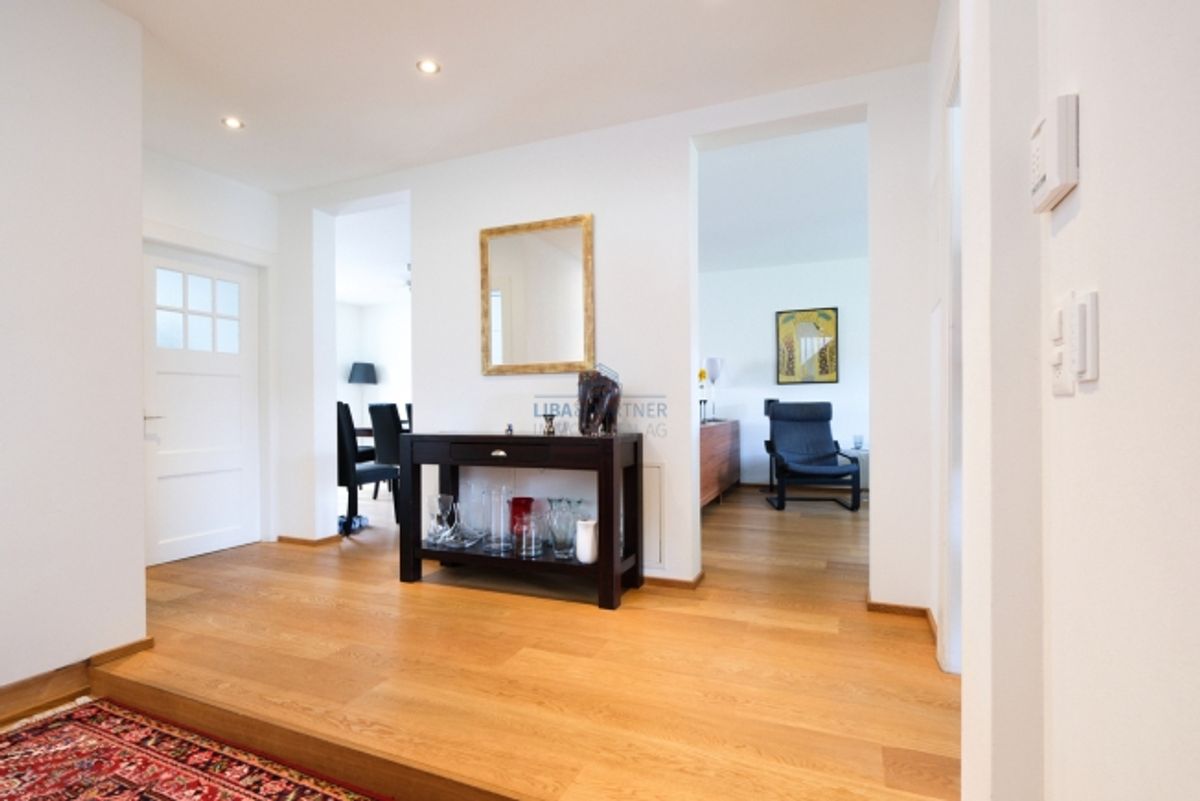 Wohnen mit Weitblick – Grosszügige Maisonette-Dachwohnung in Basel - 2