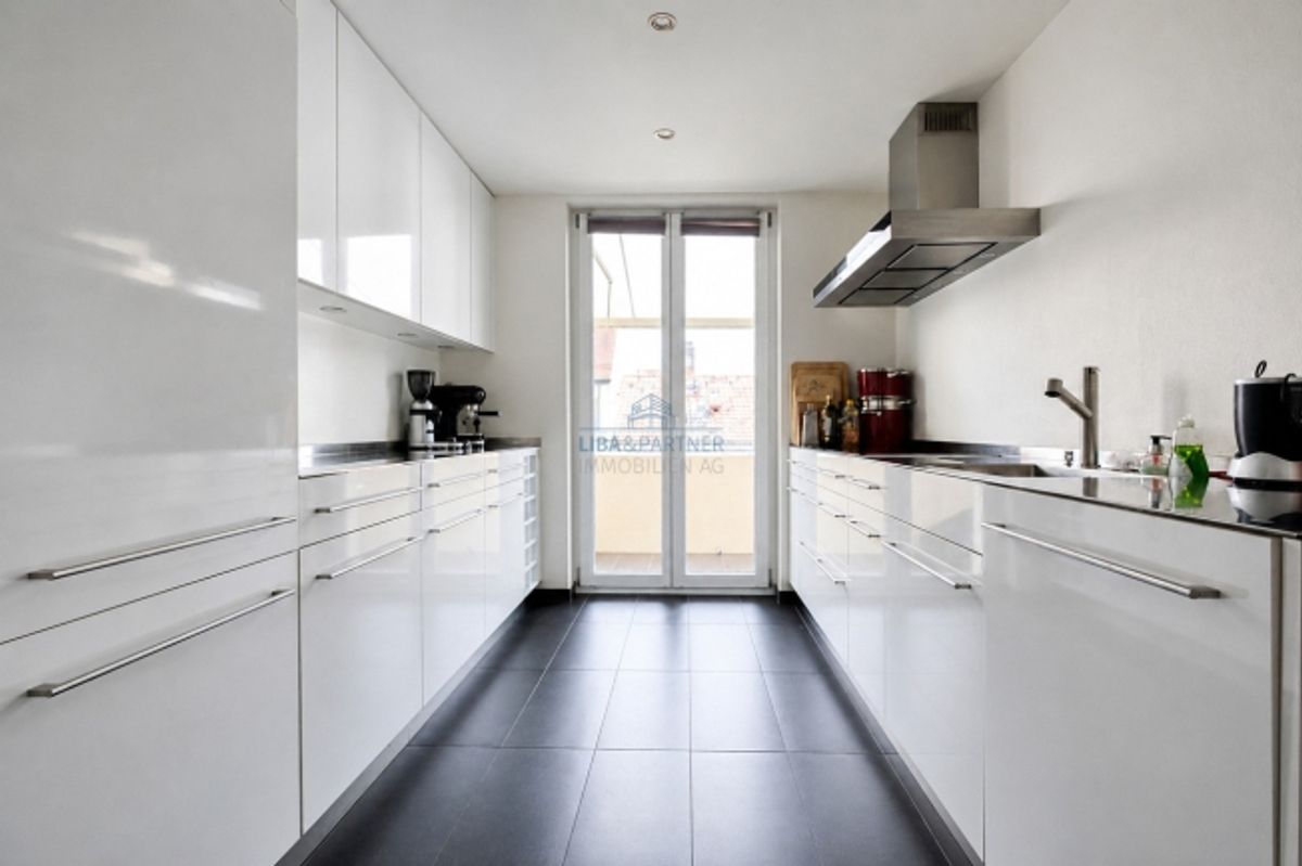 Wohnen mit Weitblick – Grosszügige Maisonette-Dachwohnung in Basel - 3