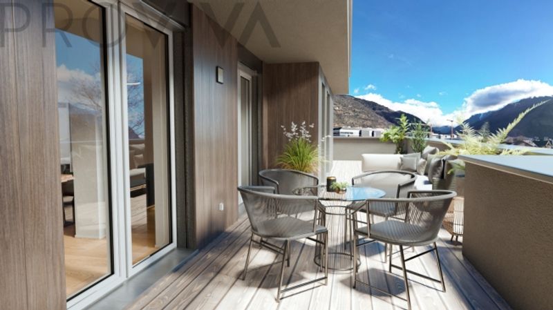 Neubau über allen Dächern in ruhigem Wohnquertier! - 2