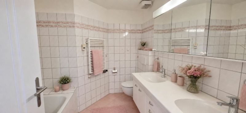 Traumhafte Attika-Wohnung (Maisonette) mit grosser Terrasse+Balkon und Abendsonne - 5