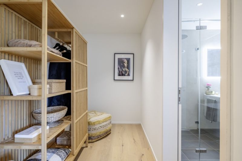 Moderner Wohnkomfort mit exklusivem Gartenparadies - 8