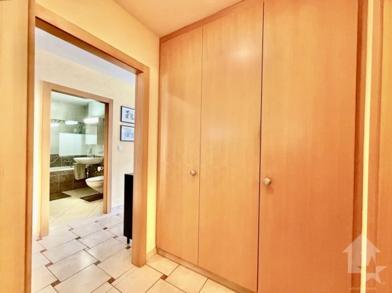 Schöne Terrassenwohnung mit Garage und atemberaubender Aussicht! - 12