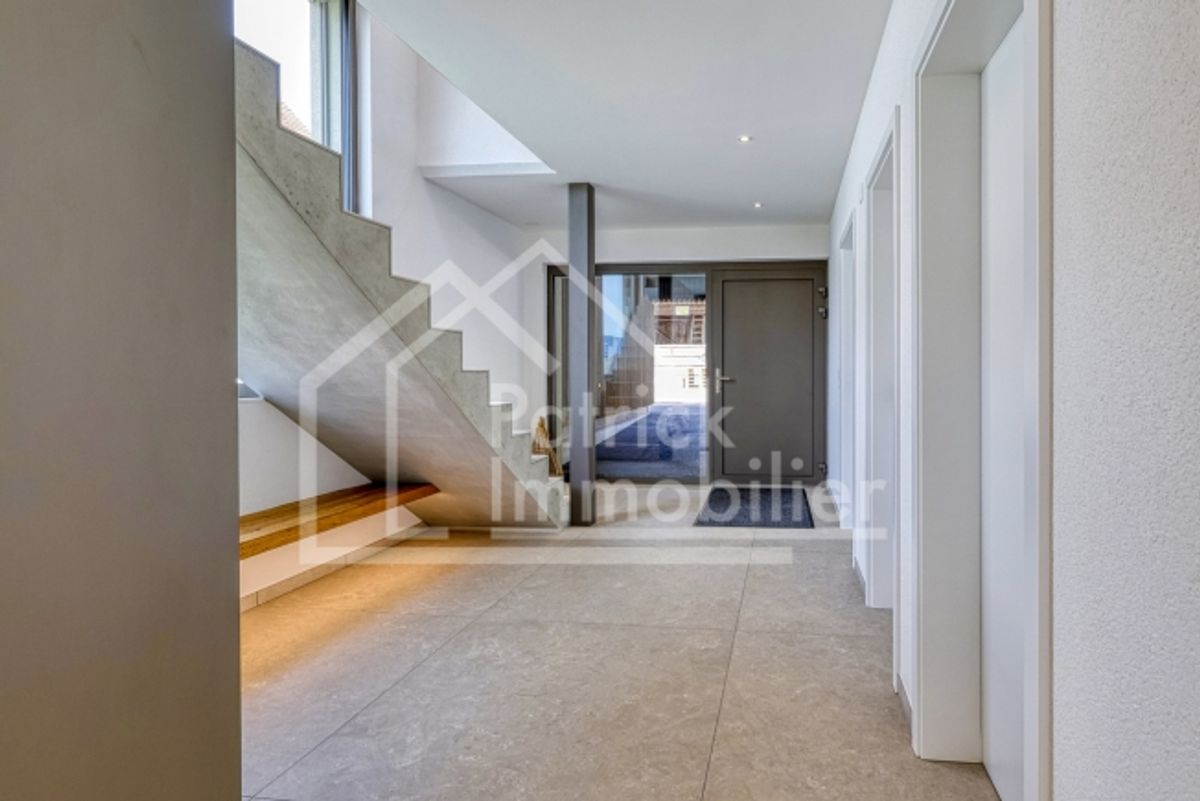 Zeitgenössische Luxusvilla mit freier Aussicht in Montavon - 4