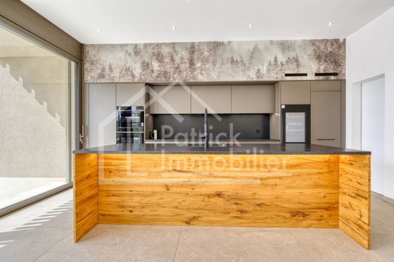 Zeitgenössische Luxusvilla mit freier Aussicht in Montavon - 10