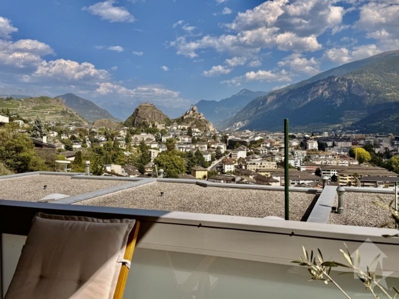 Schöne Terrassenwohnung mit Garage und atemberaubender Aussicht! - 4