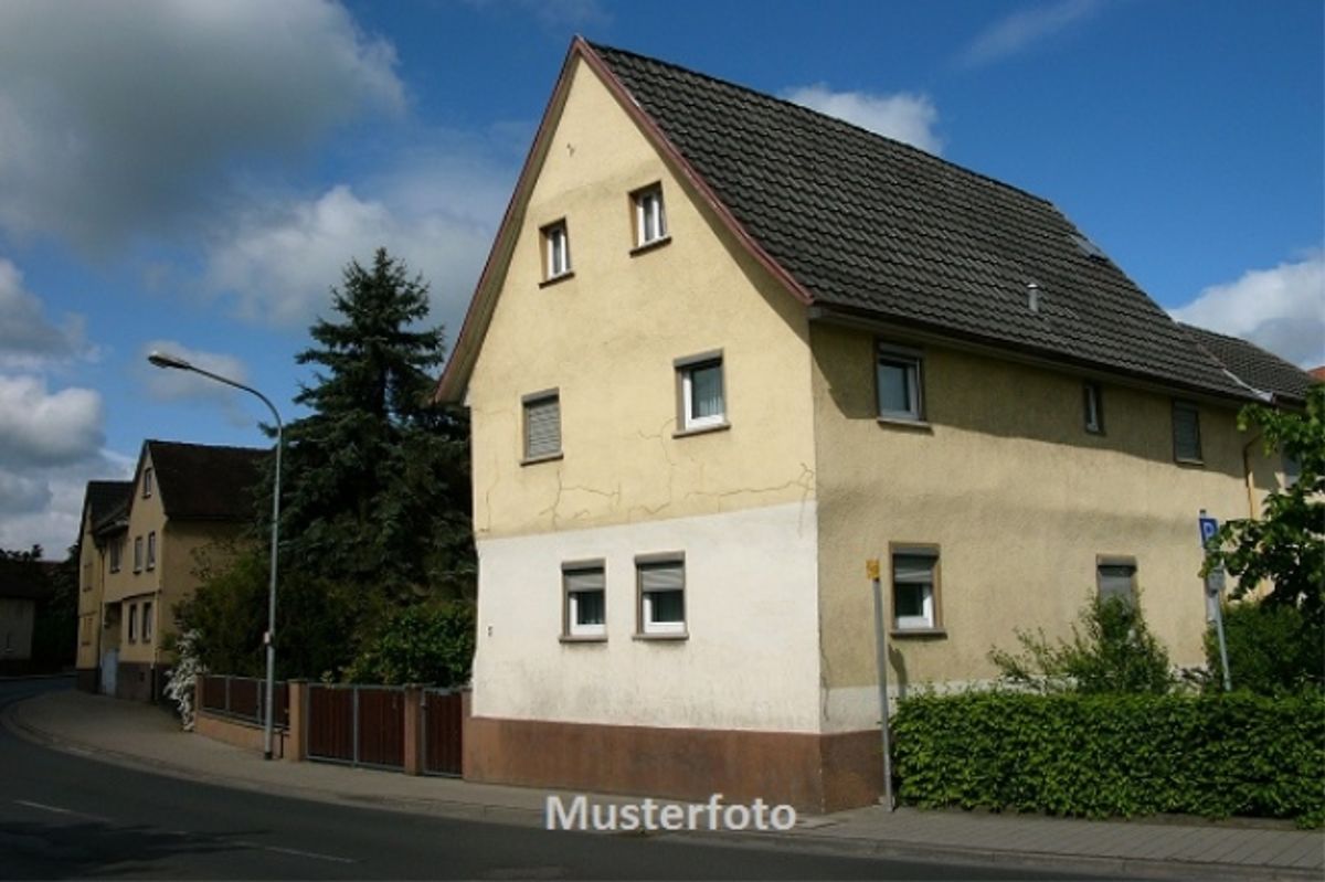 *Einfamilienhaus* - 0
