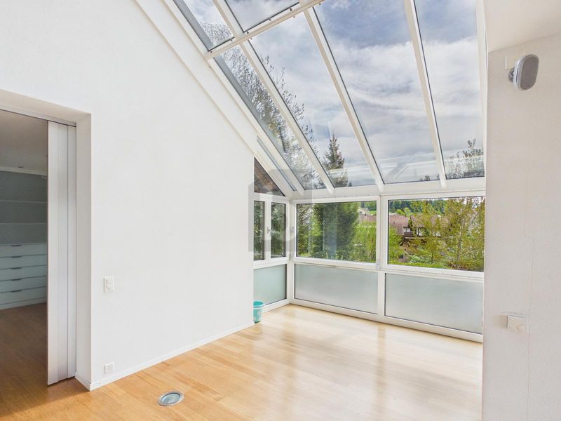 HIGH-END LIVING: RUHIGE LAGE MIT SPA - 2