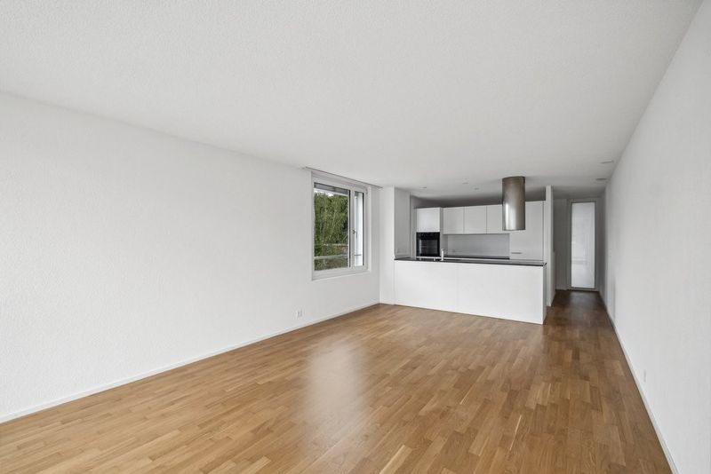 Im Erdgeschoss mit zwei Gartensitzpläten - 2