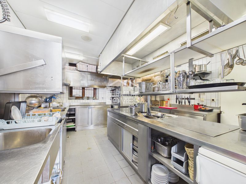 Renditestarkes MFH mit ca. 5.4 % Netto-Rendite - 4