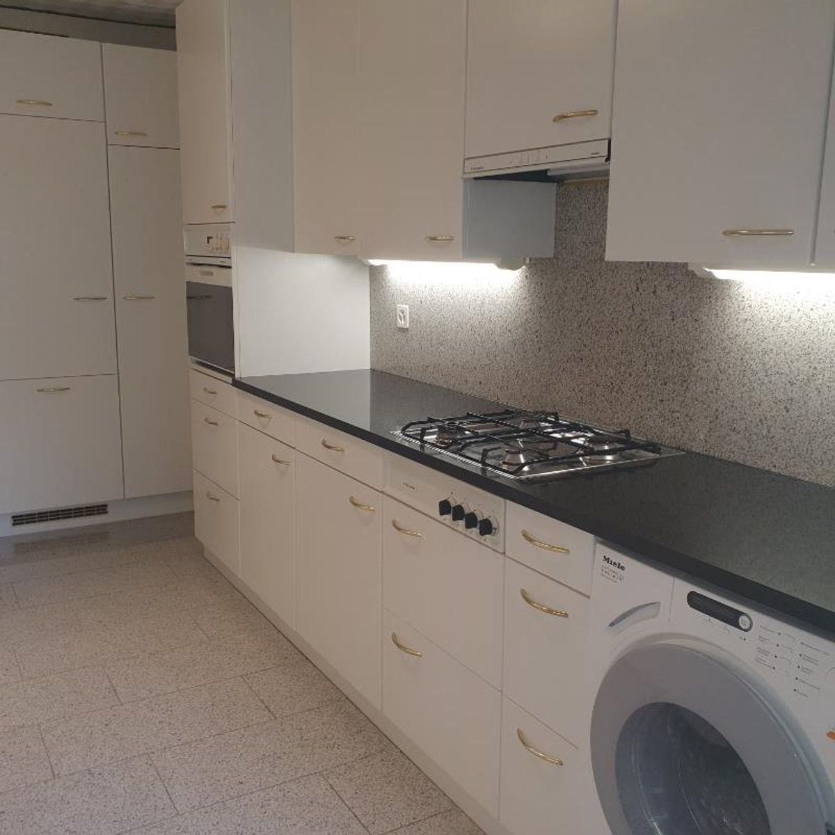 3.5 Zimmer Wohnung - 4