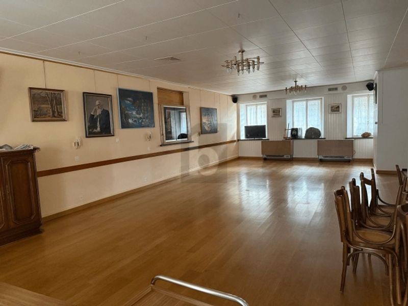HOTEL RESTAURANT - 2
