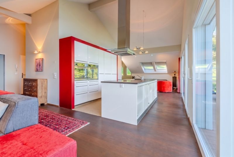 Dachwohnung mit einmaliger Seesicht - 4