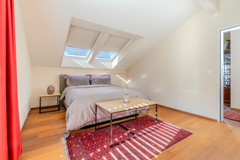 Dachwohnung mit einmaliger Seesicht - 8